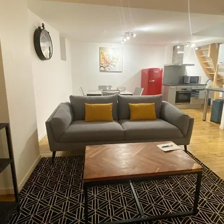 Le Ballainvillier - Calme En Centre-ville Appartement